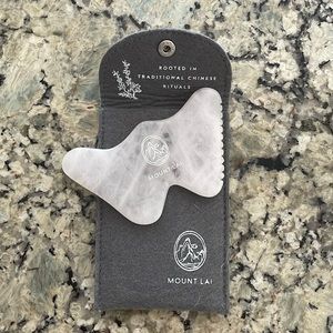 Mount Lai whit Jade Gua sha stone